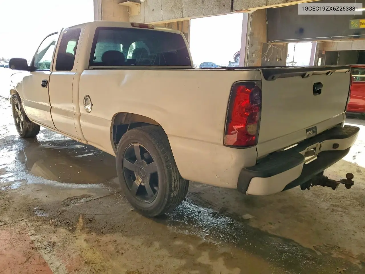 1GCEC19ZX6Z263881 2006 Chevrolet Silverado C1500