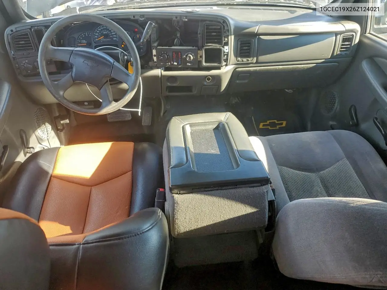 1GCEC19X26Z124021 2006 Chevrolet Silverado C1500