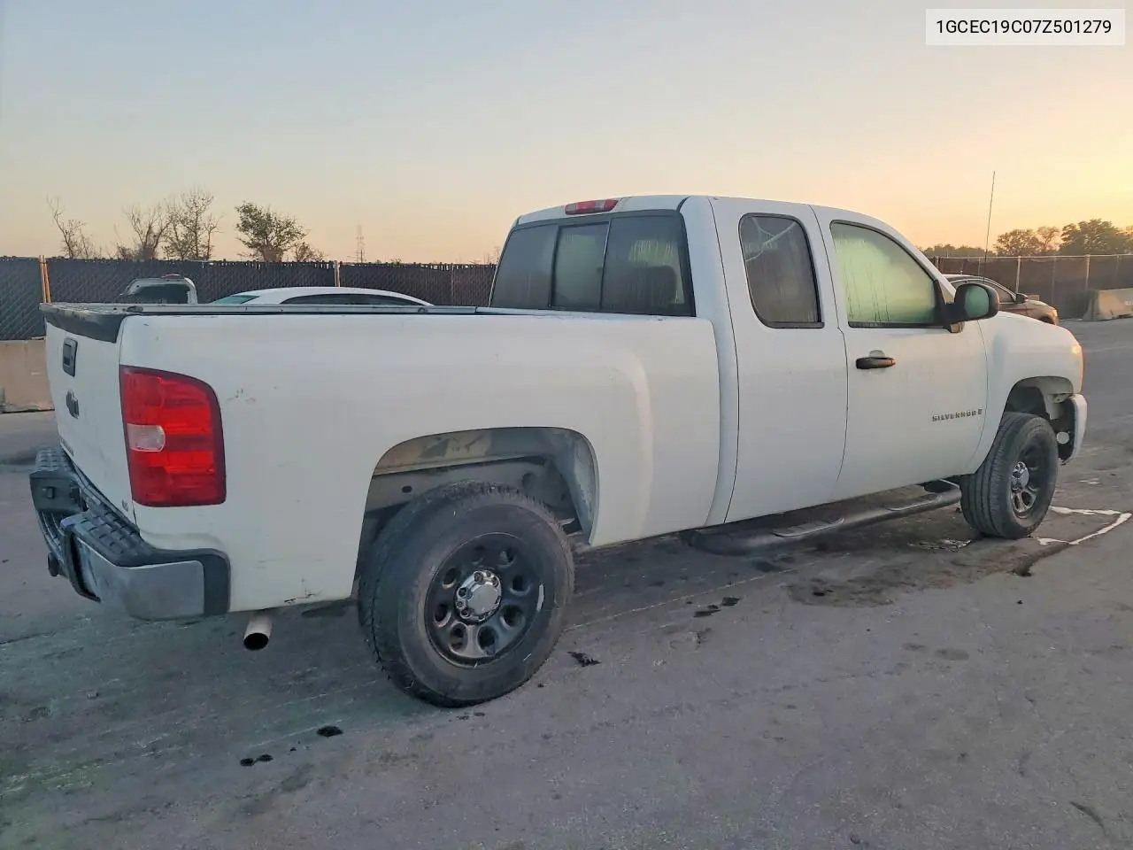 1GCEC19C07Z501279 2007 Chevrolet Silverado C1500