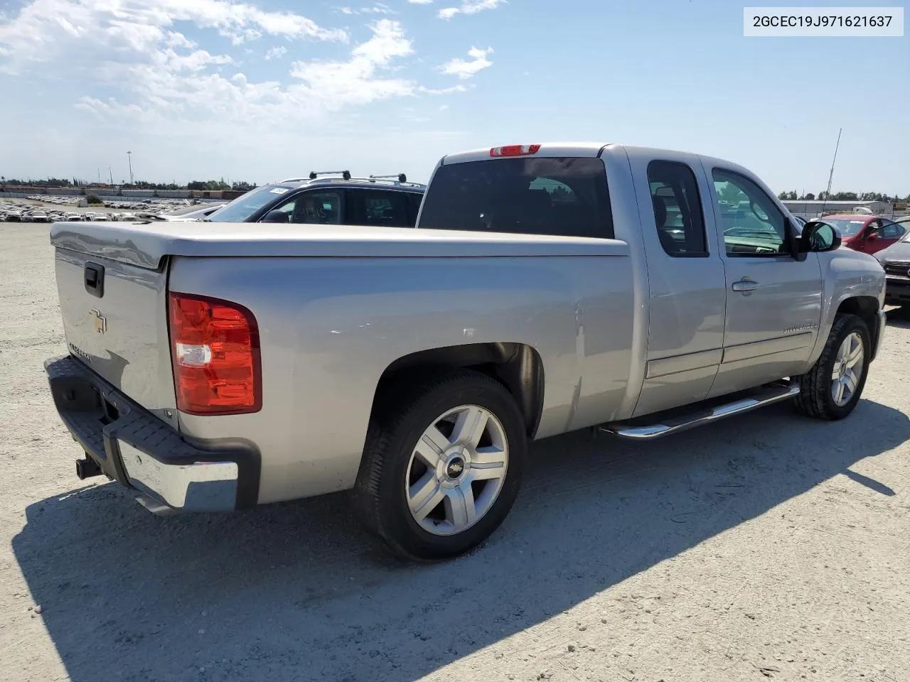 2007 Chevrolet Silverado C1500 VIN: 2GCEC19J971621637 Lot: 62528154