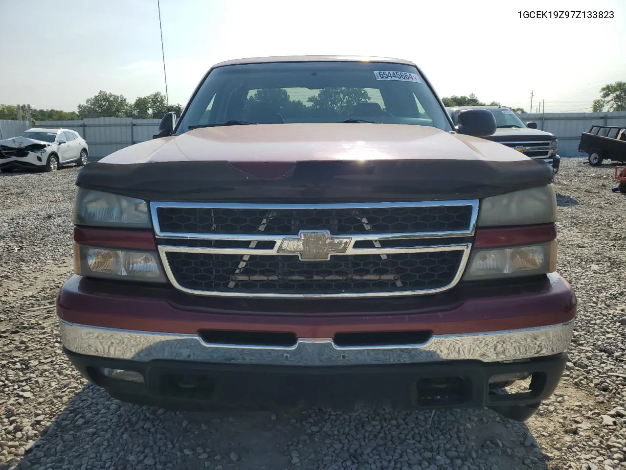 2007 Chevrolet Silverado K1500 Classic VIN: 1GCEK19Z97Z133823 Lot: 65445664