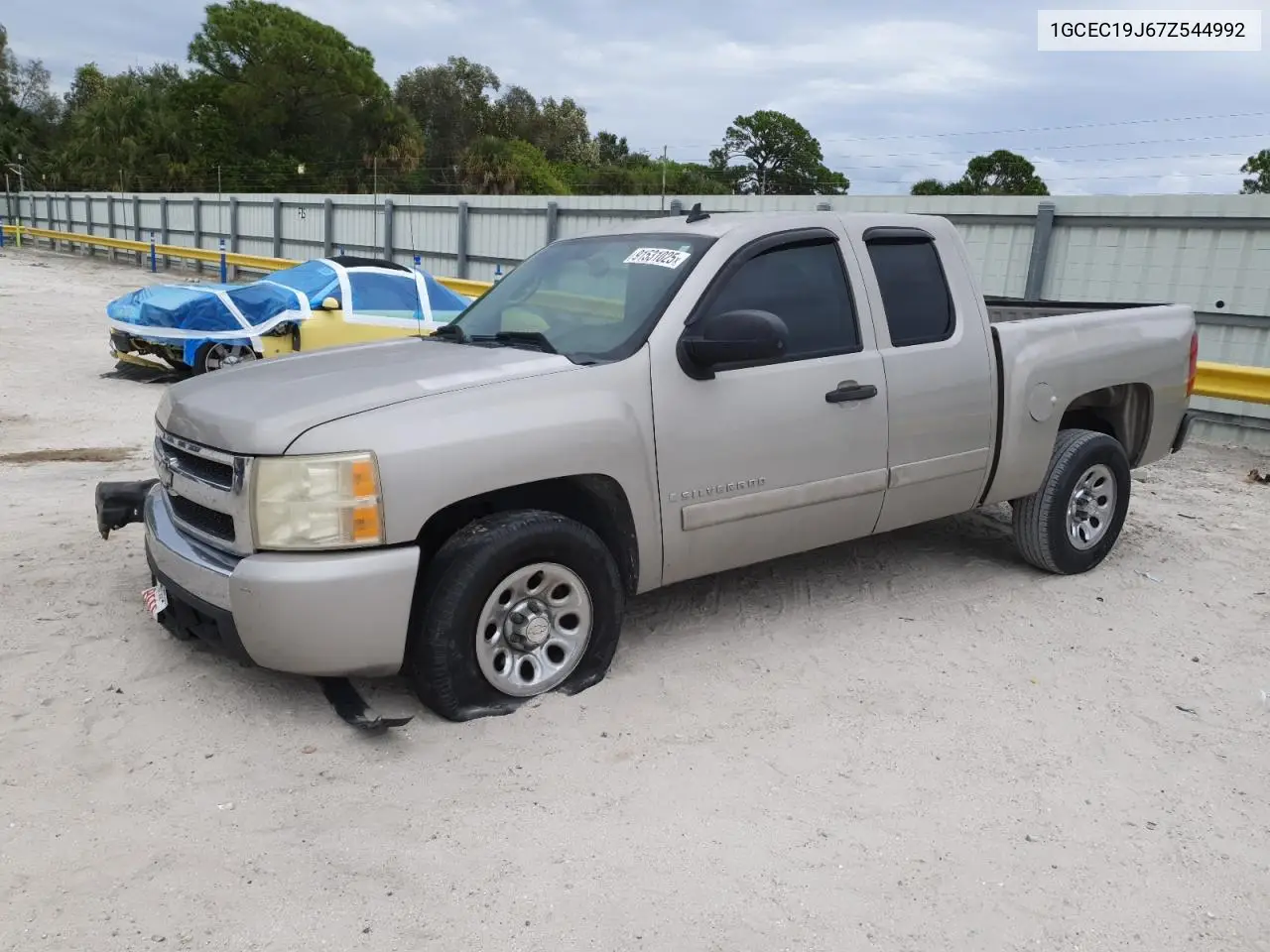 1GCEC19J67Z544992 2007 Chevrolet Silverado C1500