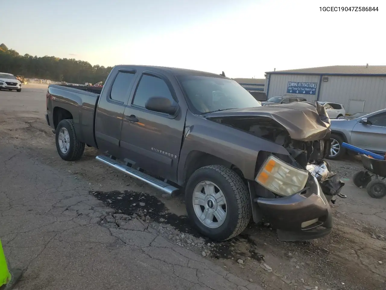1GCEC19047Z586844 2007 Chevrolet Silverado C1500