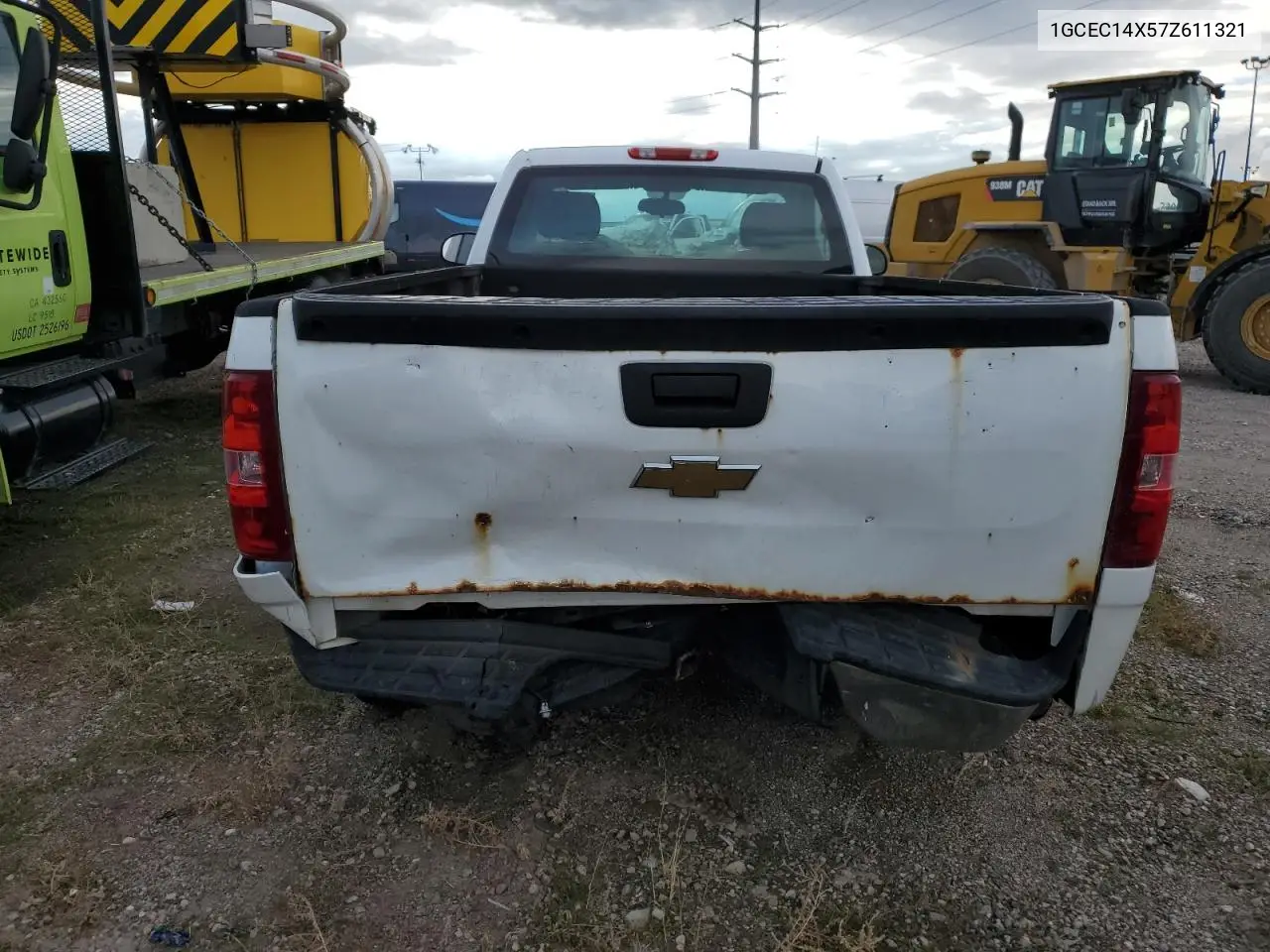 1GCEC14X57Z611321 2007 Chevrolet Silverado C1500 Classic