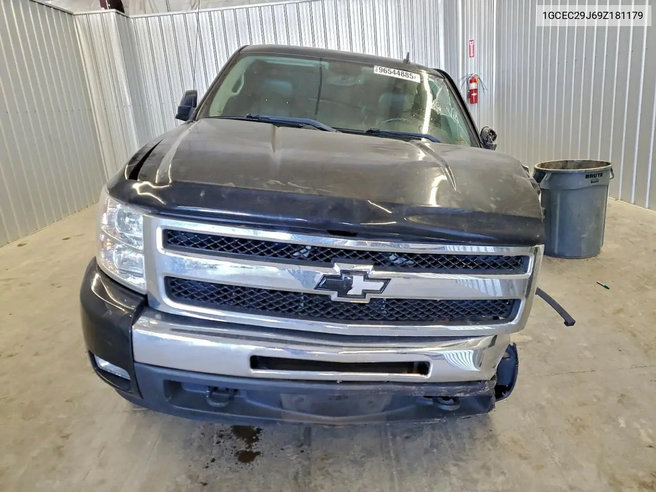 1GCEC29J69Z181179 2009 Chevrolet Silverado C1500 Lt