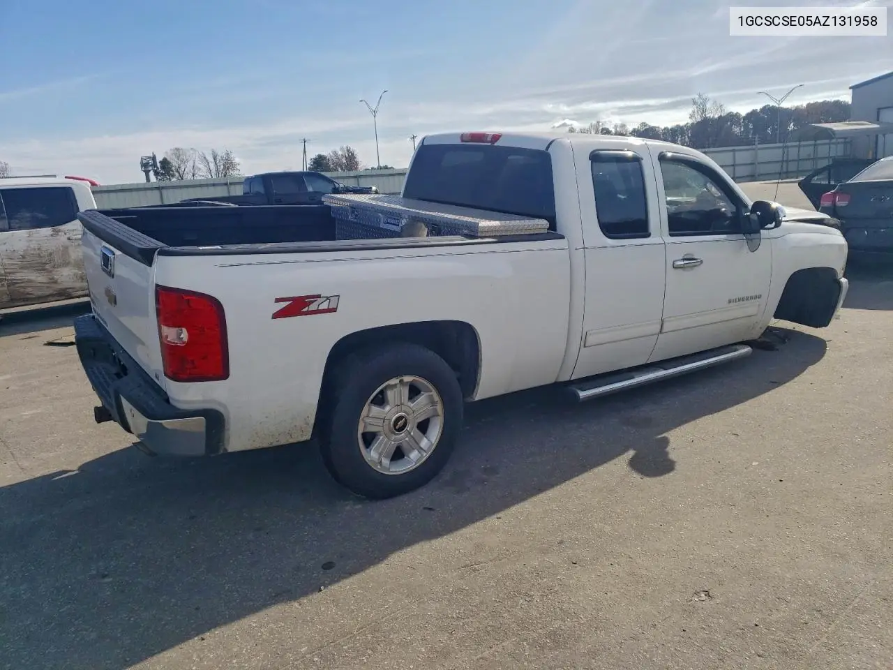 1GCSCSE05AZ131958 2010 Chevrolet Silverado C1500 Lt