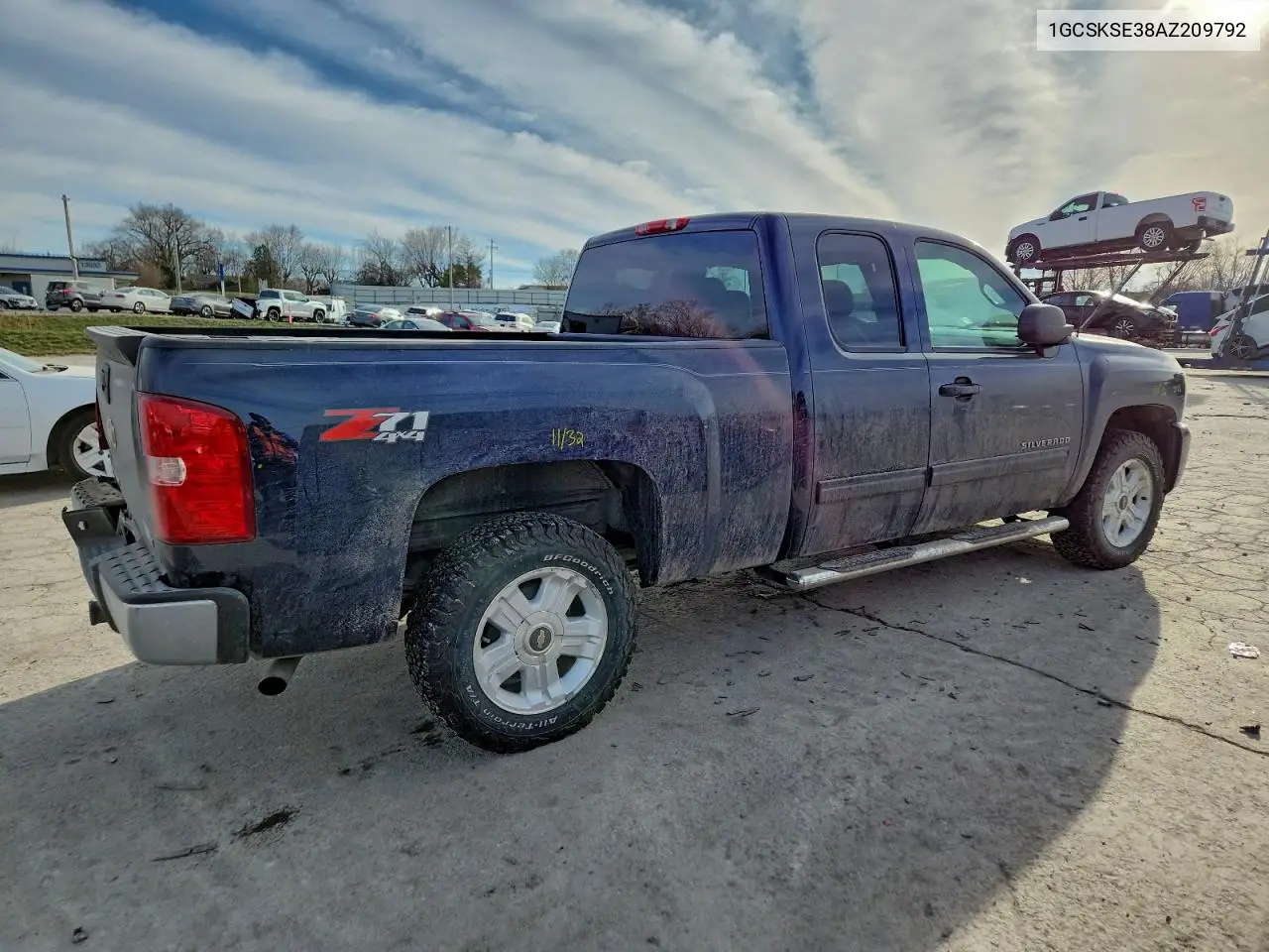 1GCSKSE38AZ209792 2010 Chevrolet Silverado K1500 Lt