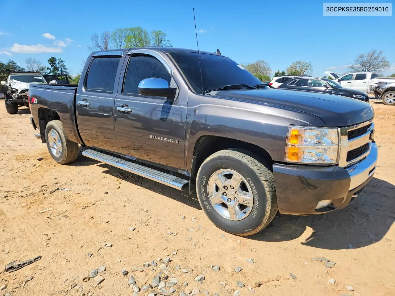 3GCPKSE35BG259010 2011 Chevrolet Silverado K1500 Lt