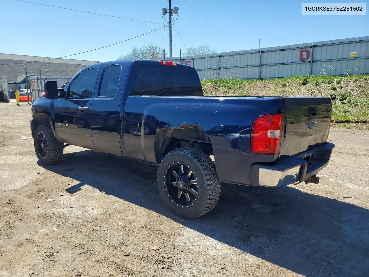 1GCRKSE37BZ251502 2011 Chevrolet Silverado K1500 Lt
