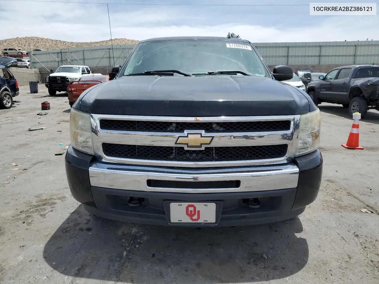 2011 Chevrolet Silverado K1500 Ls VIN: 1GCRKREA2BZ386121 Lot: 57260374