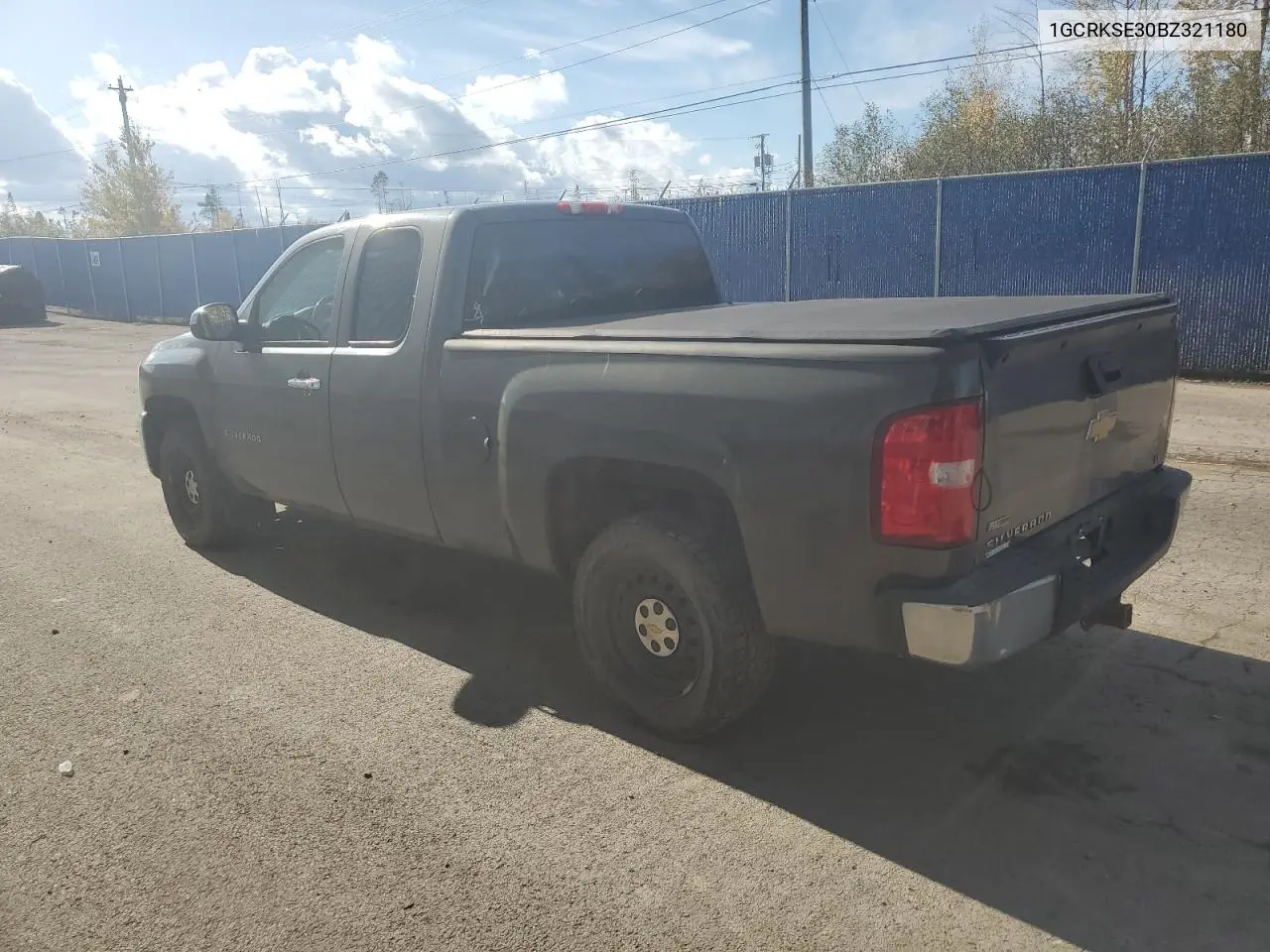 1GCRKSE30BZ321180 2011 Chevrolet Silverado K1500 Lt