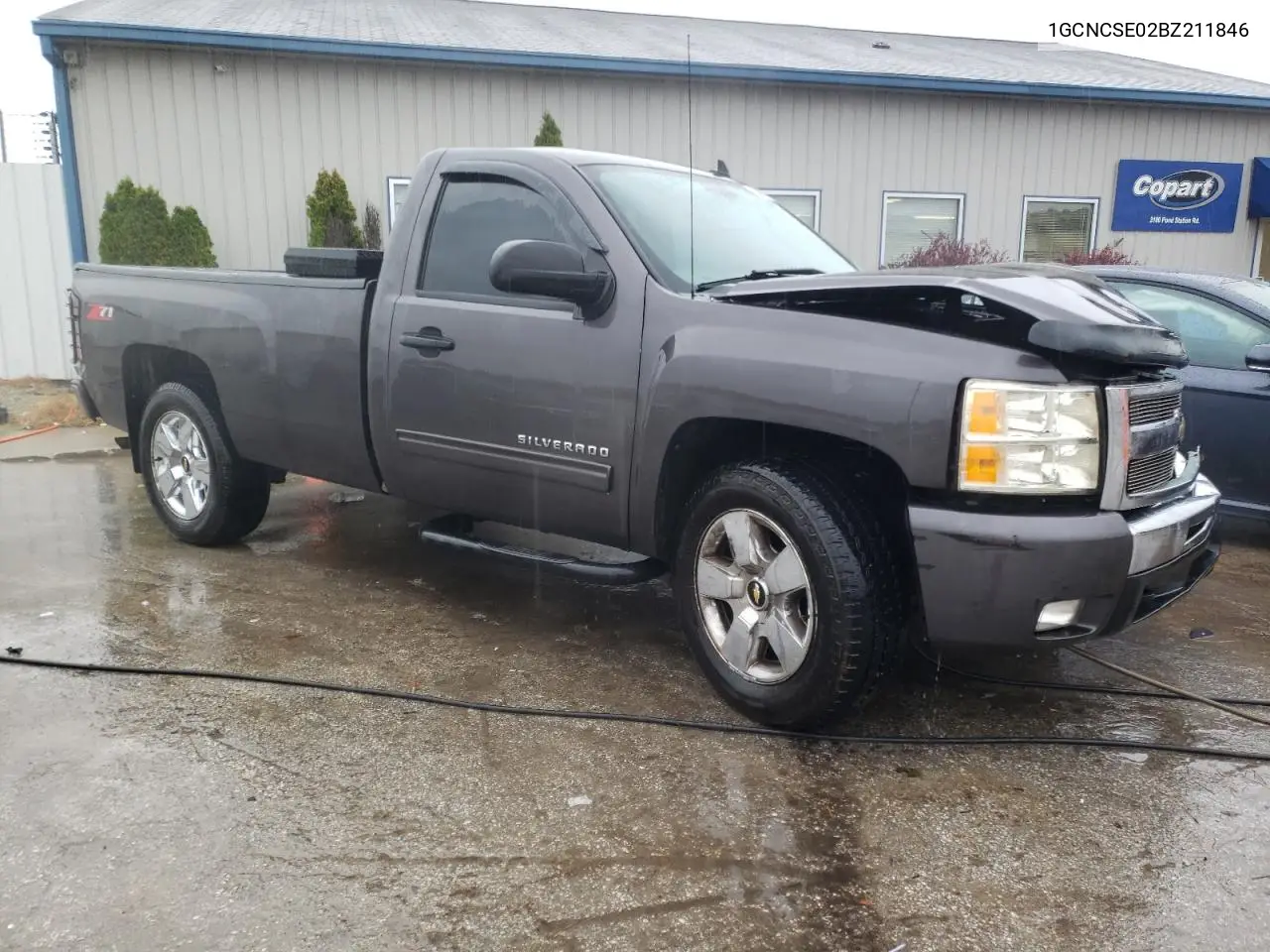 1GCNCSE02BZ211846 2011 Chevrolet Silverado C1500 Lt