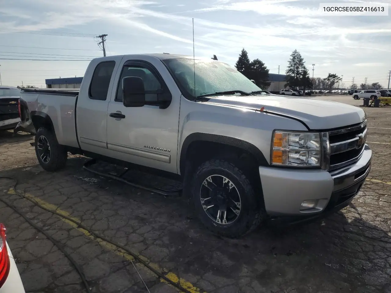 1GCRCSE05BZ416613 2011 Chevrolet Silverado C1500 Lt