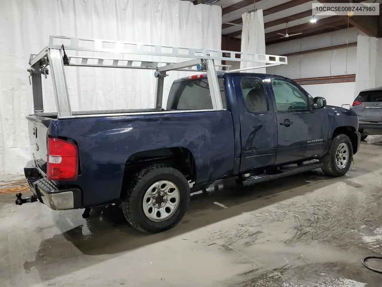 1GCRCSE00BZ447980 2011 Chevrolet Silverado C1500 Lt