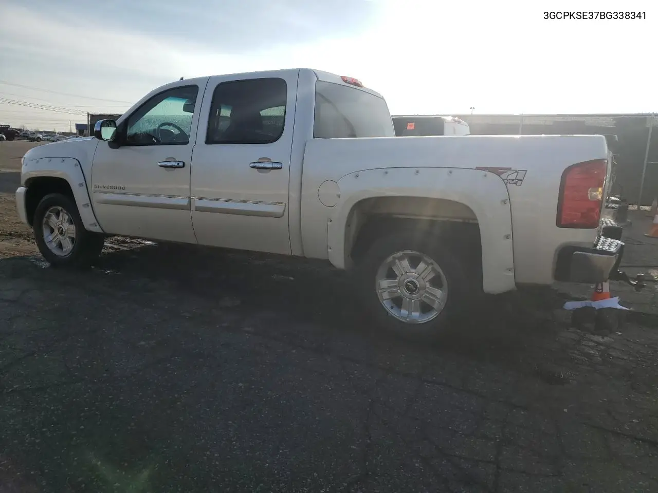 3GCPKSE37BG338341 2011 Chevrolet Silverado K1500 Lt