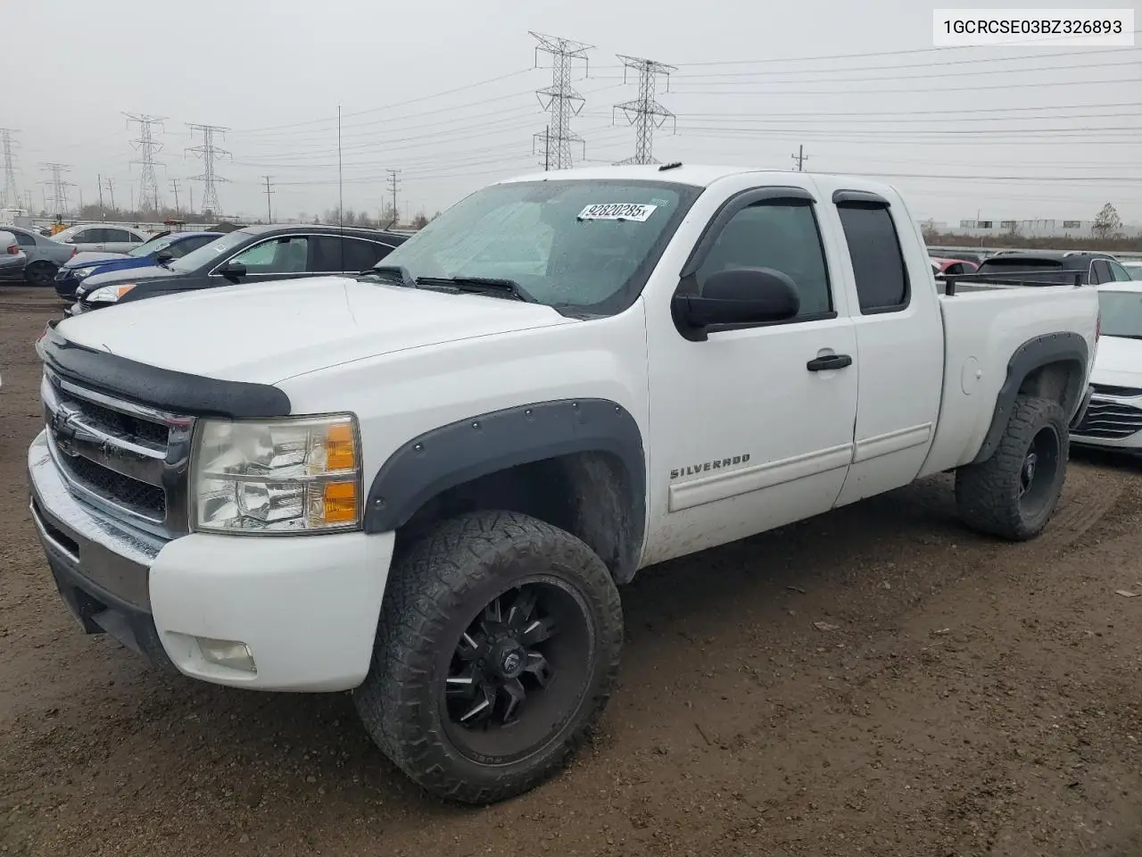 1GCRCSE03BZ326893 2011 Chevrolet Silverado C1500 Lt