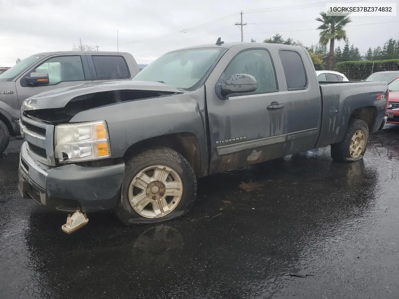 1GCRKSE37BZ374832 2011 Chevrolet Silverado K1500 Lt