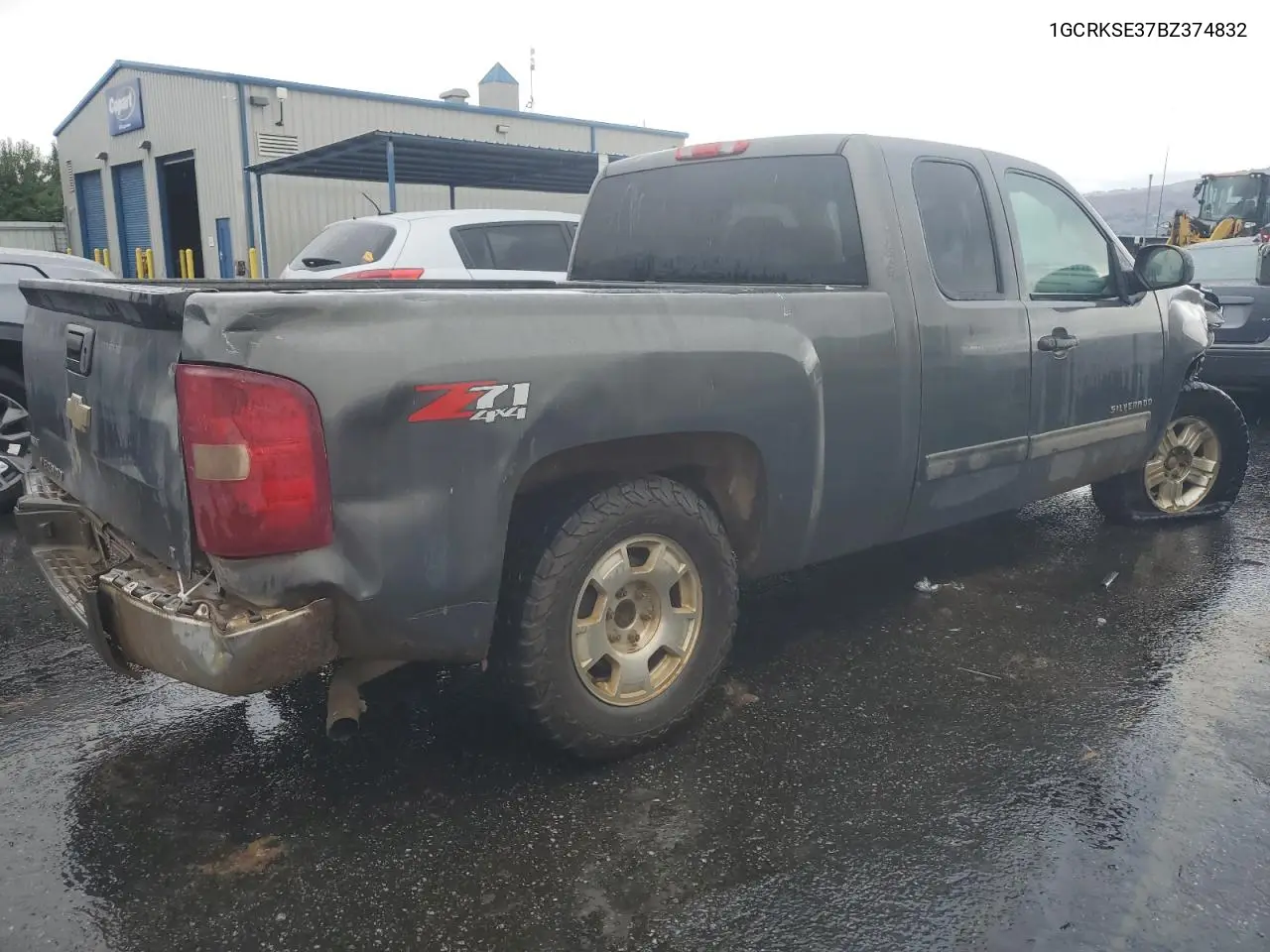 1GCRKSE37BZ374832 2011 Chevrolet Silverado K1500 Lt