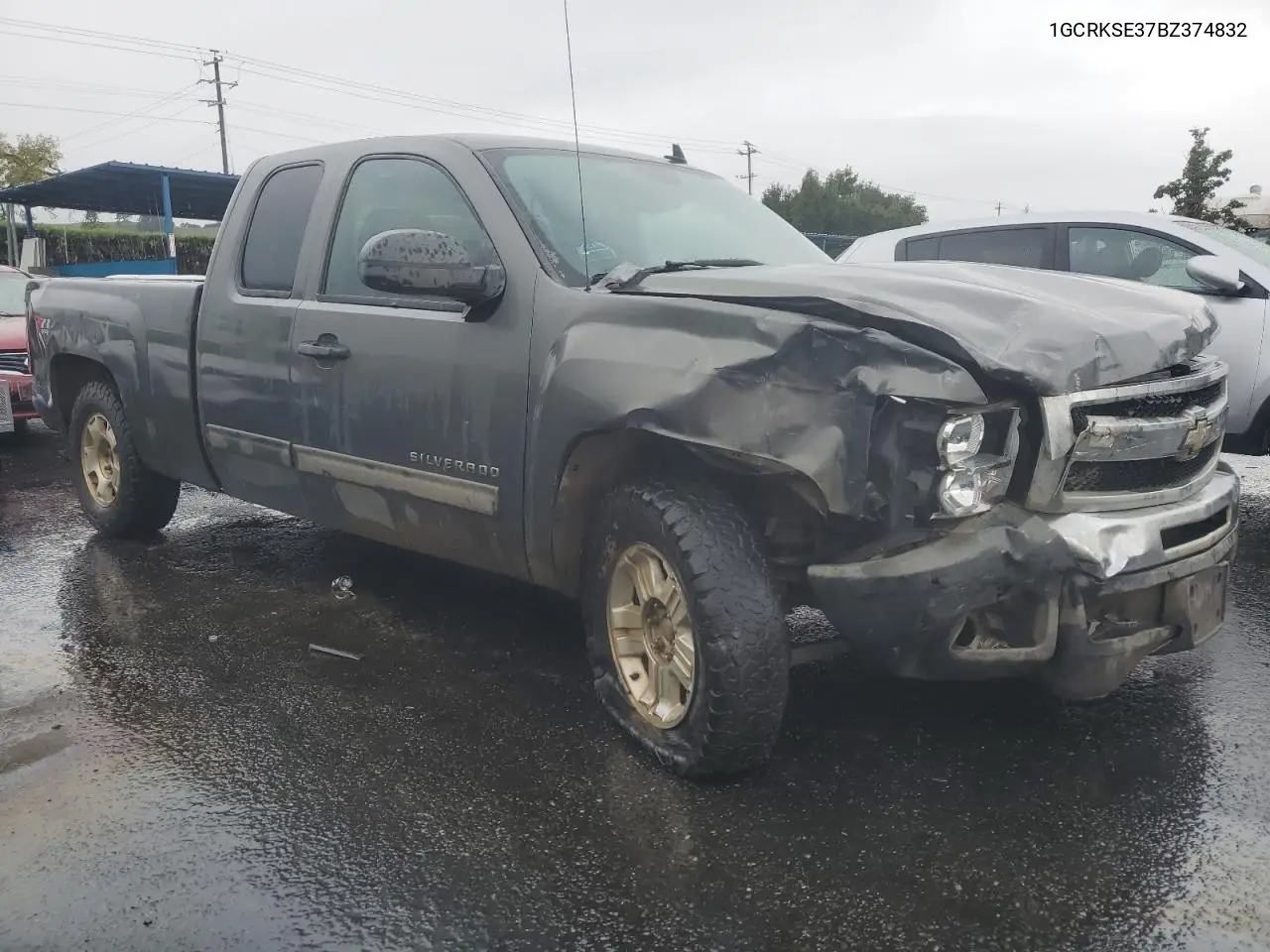 1GCRKSE37BZ374832 2011 Chevrolet Silverado K1500 Lt