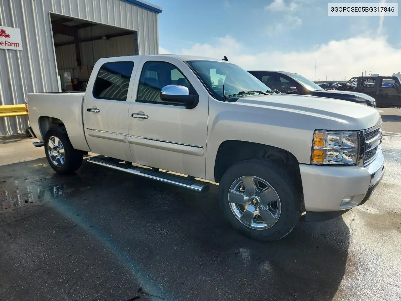 3GCPCSE05BG317846 2011 Chevrolet Silverado C1500 Lt