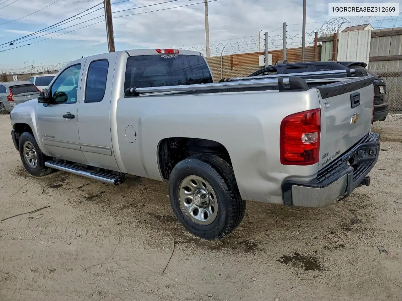 1GCRCREA3BZ312669 2011 Chevrolet Silverado C1500 Ls