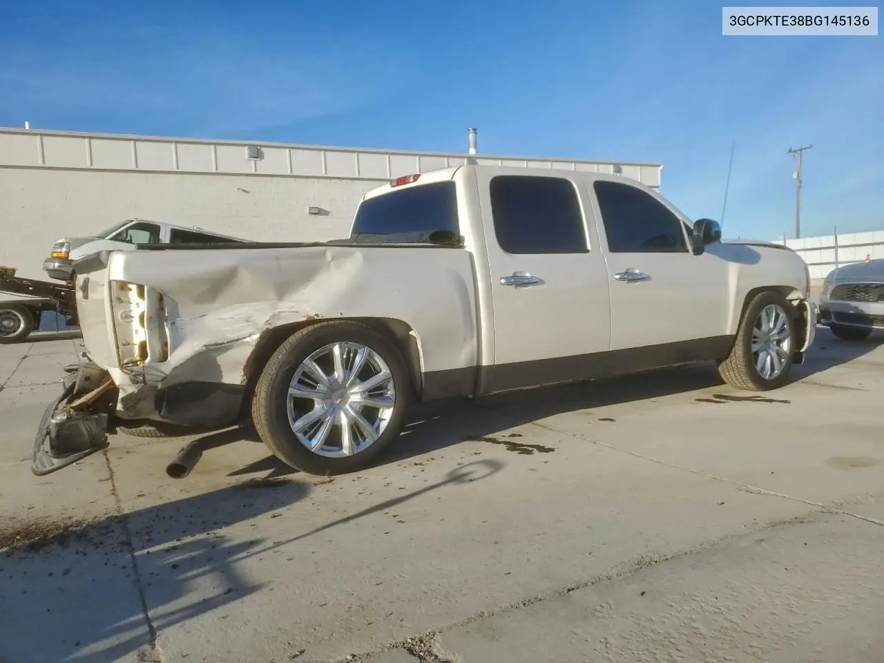 3GCPKTE38BG145136 2011 Chevrolet Silverado K1500 Ltz
