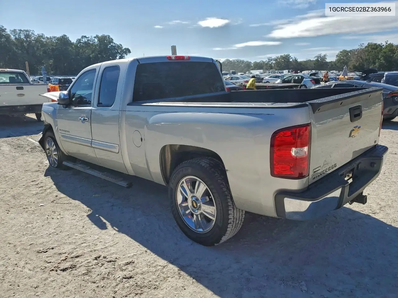 1GCRCSE02BZ363966 2011 Chevrolet Silverado C1500 Lt