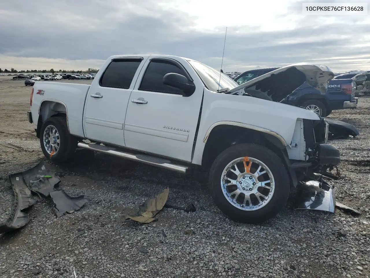 1GCPKSE76CF136628 2012 Chevrolet Silverado K1500 Lt