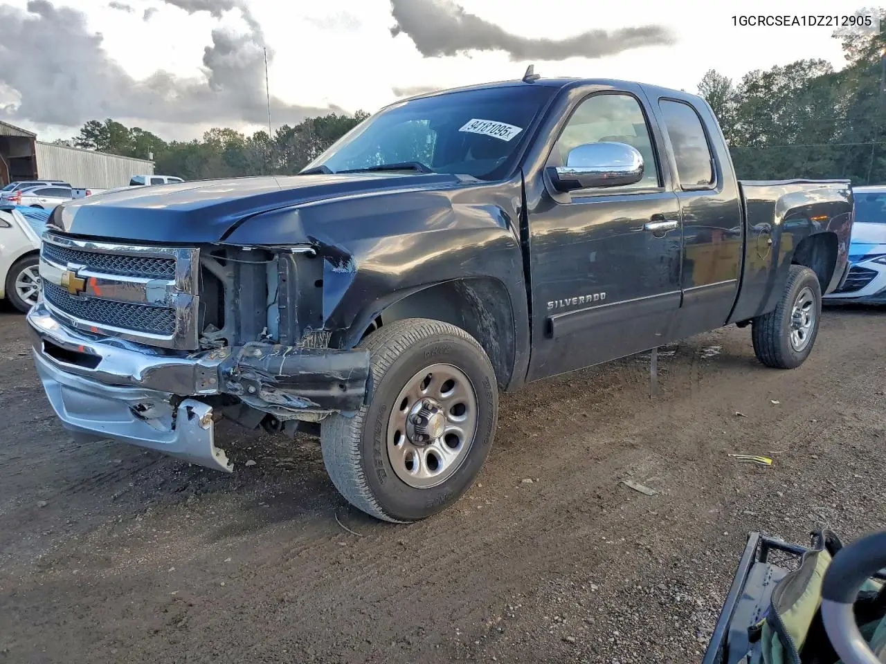 1GCRCSEA1DZ212905 2013 Chevrolet Silverado C1500 Lt