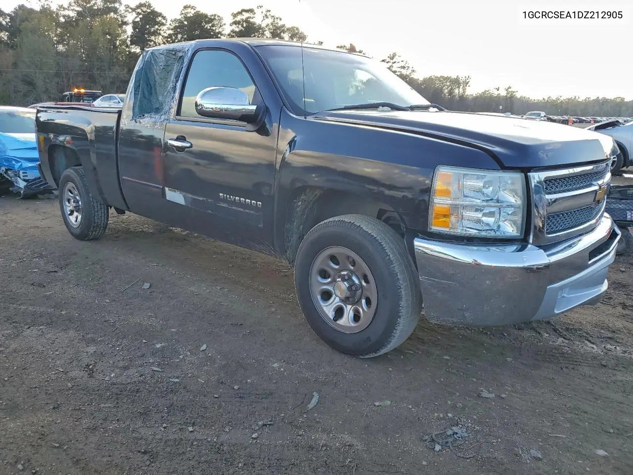 1GCRCSEA1DZ212905 2013 Chevrolet Silverado C1500 Lt