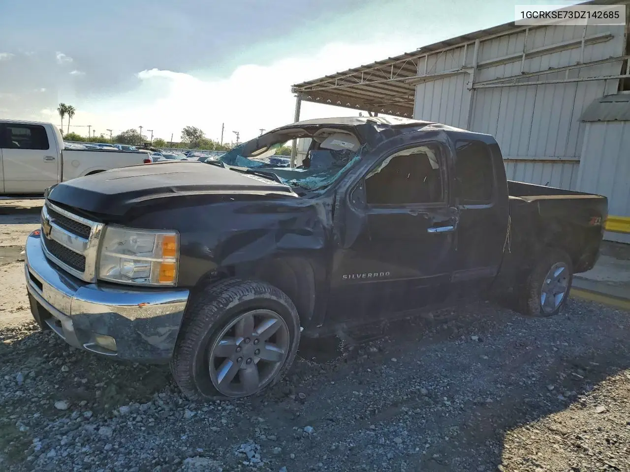 1GCRKSE73DZ142685 2013 Chevrolet Silverado K1500 Lt