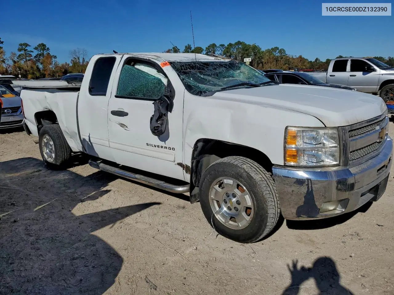 1GCRCSE00DZ132390 2013 Chevrolet Silverado C1500 Lt