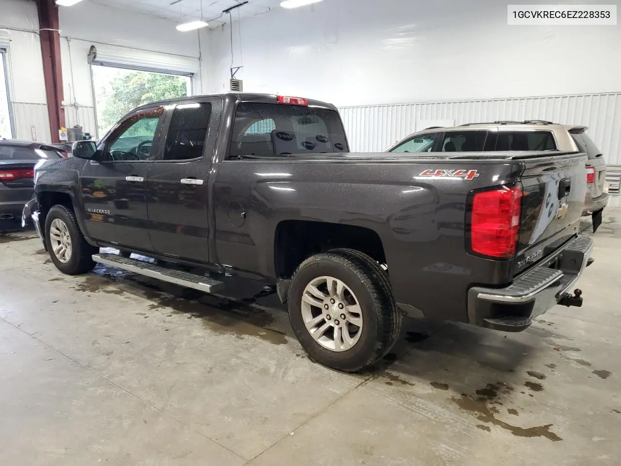 1GCVKREC6EZ228353 2014 Chevrolet Silverado K1500 Lt