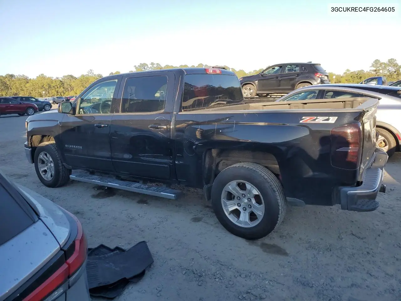 3GCUKREC4FG264605 2015 Chevrolet Silverado K1500 Lt