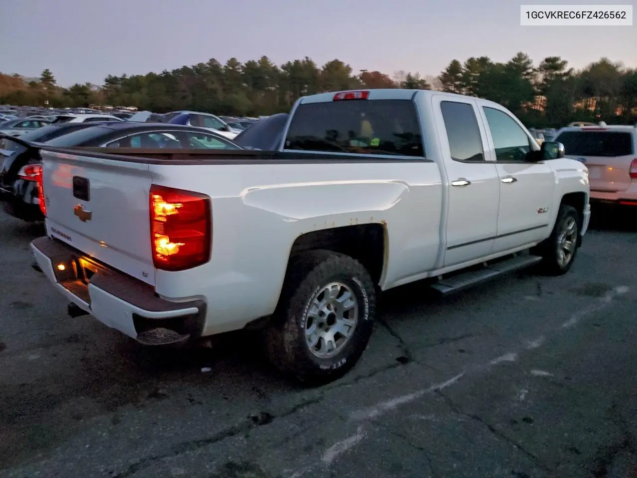 1GCVKREC6FZ426562 2015 Chevrolet Silverado K1500 Lt