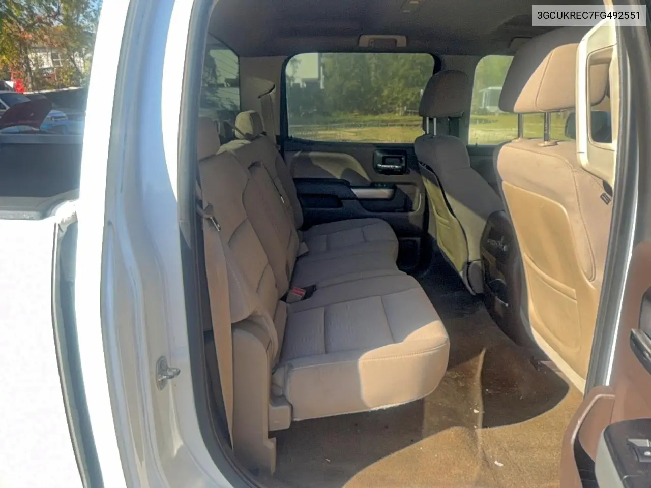 3GCUKREC7FG492551 2015 Chevrolet Silverado K1500 Lt