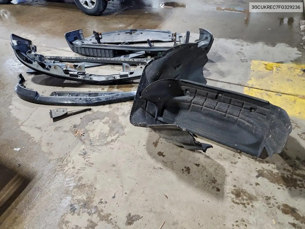 3GCUKREC7FG329236 2015 Chevrolet Silverado K1500 Lt