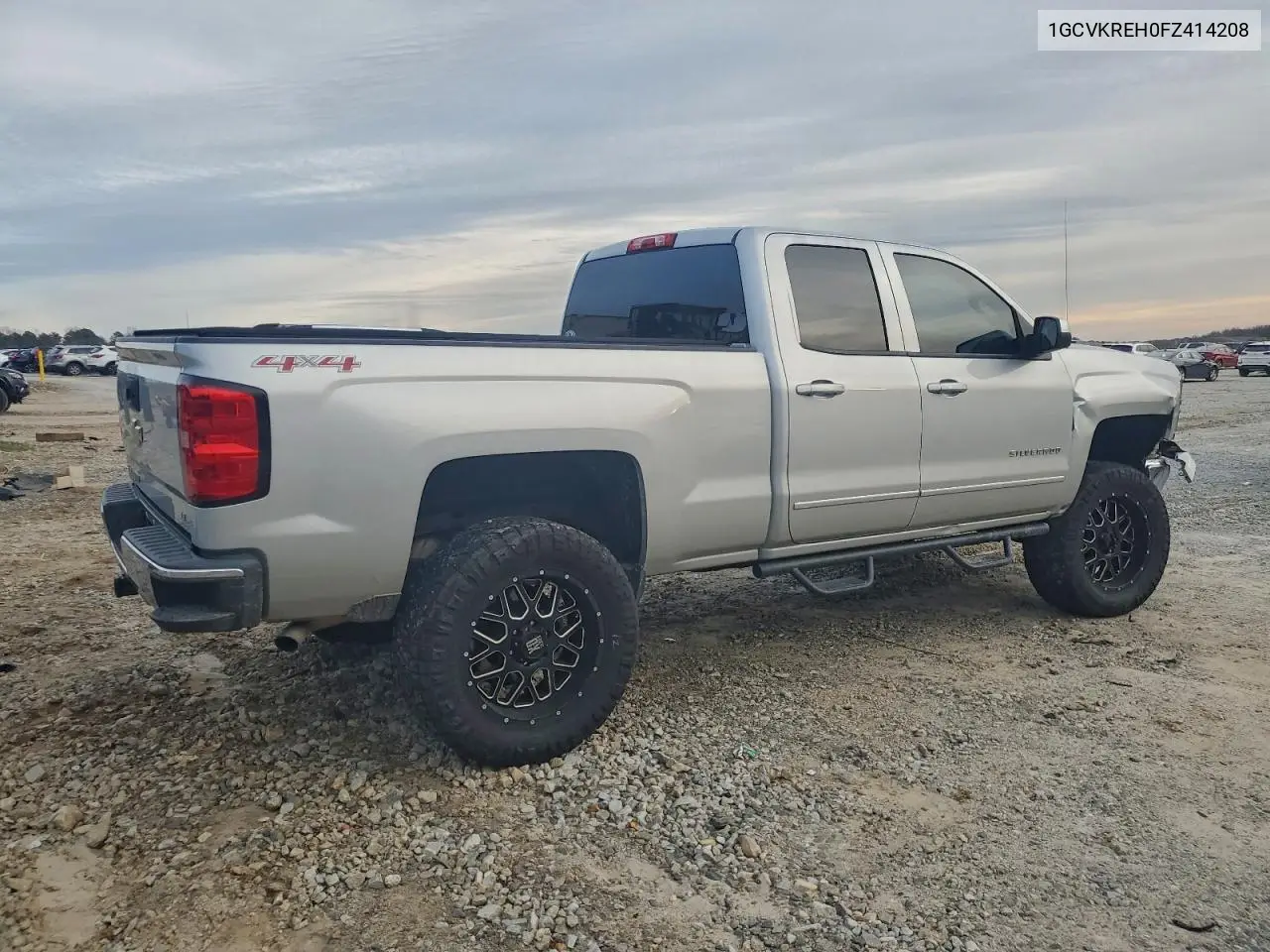 1GCVKREH0FZ414208 2015 Chevrolet Silverado K1500 Lt