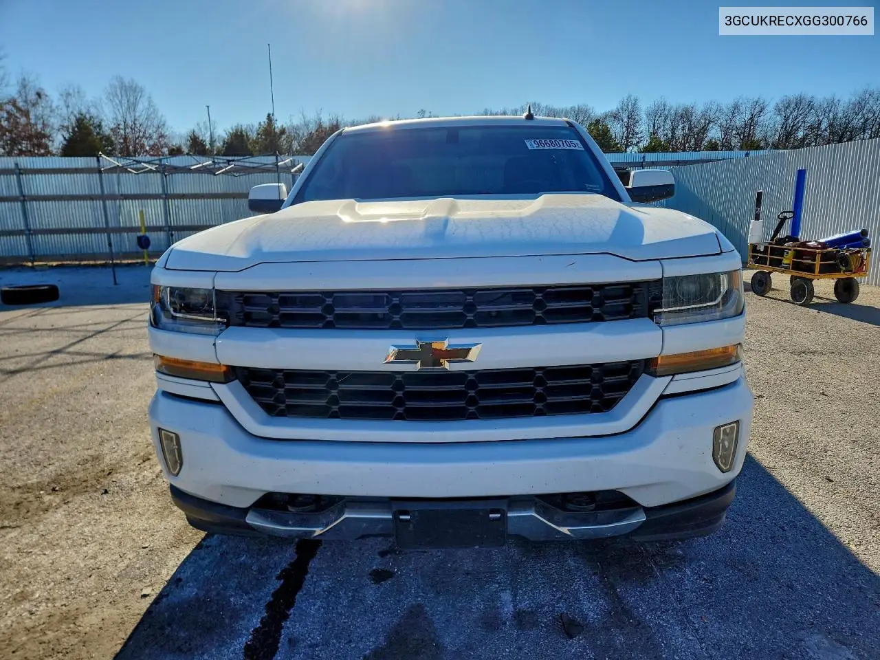 3GCUKRECXGG300766 2016 Chevrolet Silverado K1500 Lt