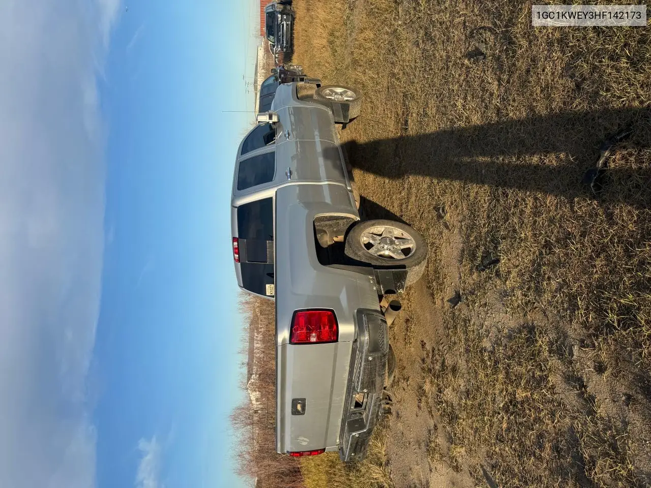 1GC1KWEY3HF142173 2017 Chevrolet Silverado K2500 Heavy Duty Ltz