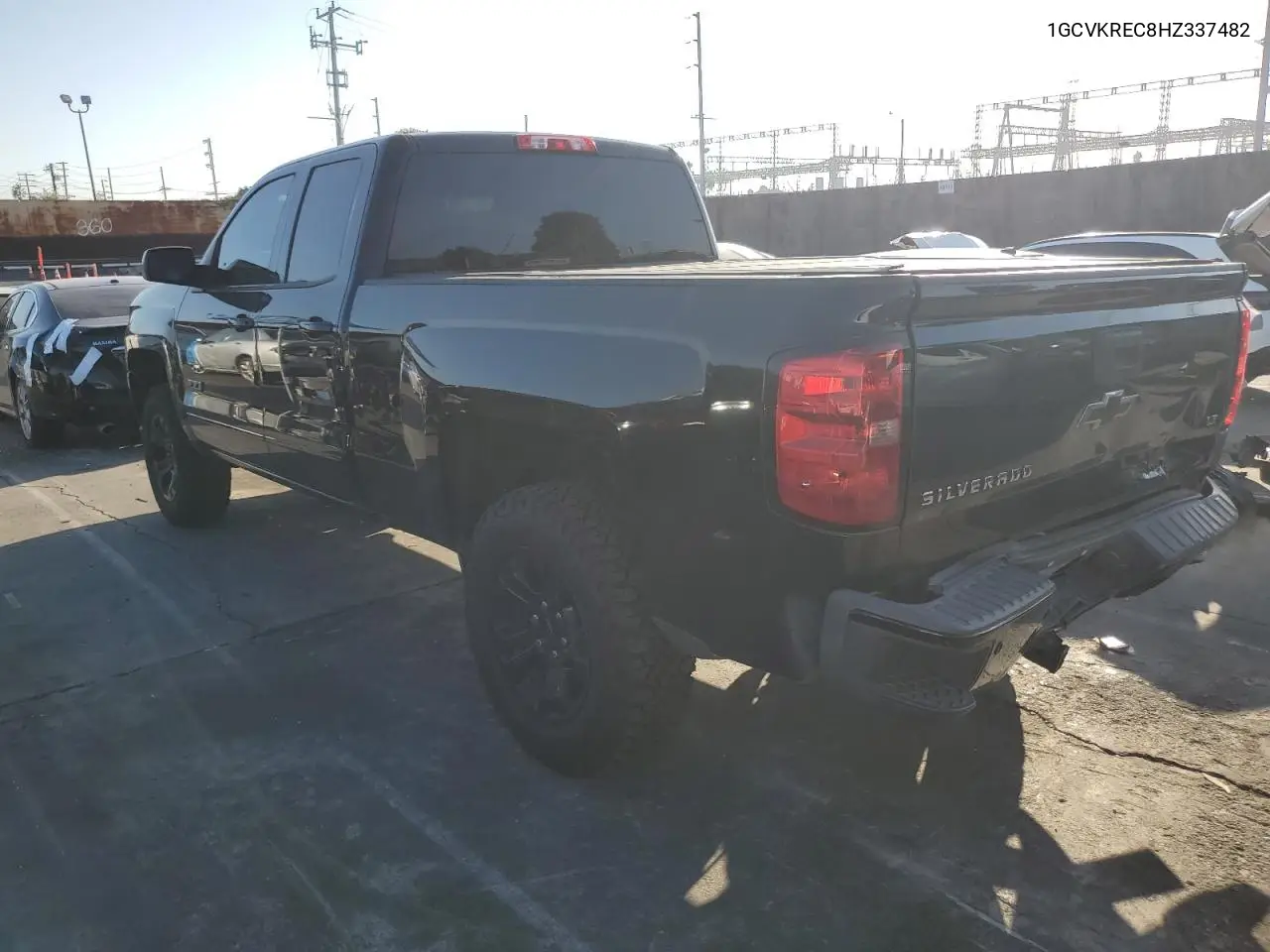 1GCVKREC8HZ337482 2017 Chevrolet Silverado K1500 Lt