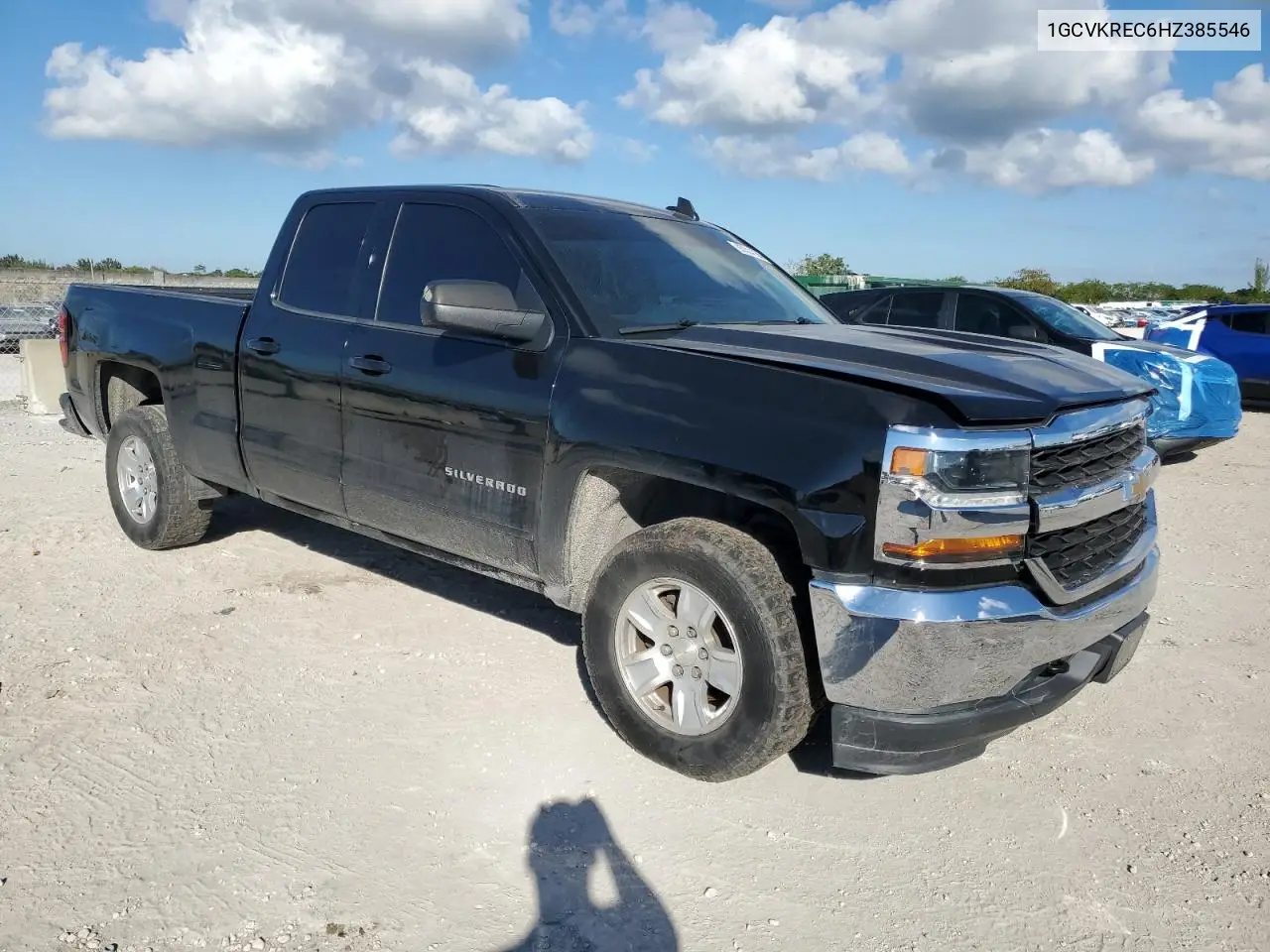 1GCVKREC6HZ385546 2017 Chevrolet Silverado K1500 Lt