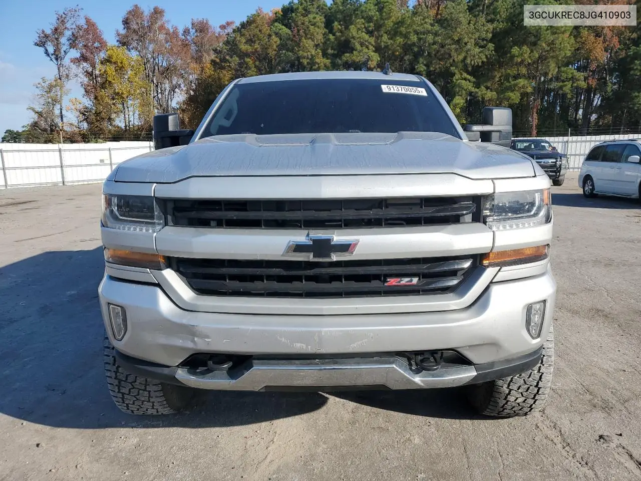 3GCUKREC8JG410903 2018 Chevrolet Silverado K1500 Lt