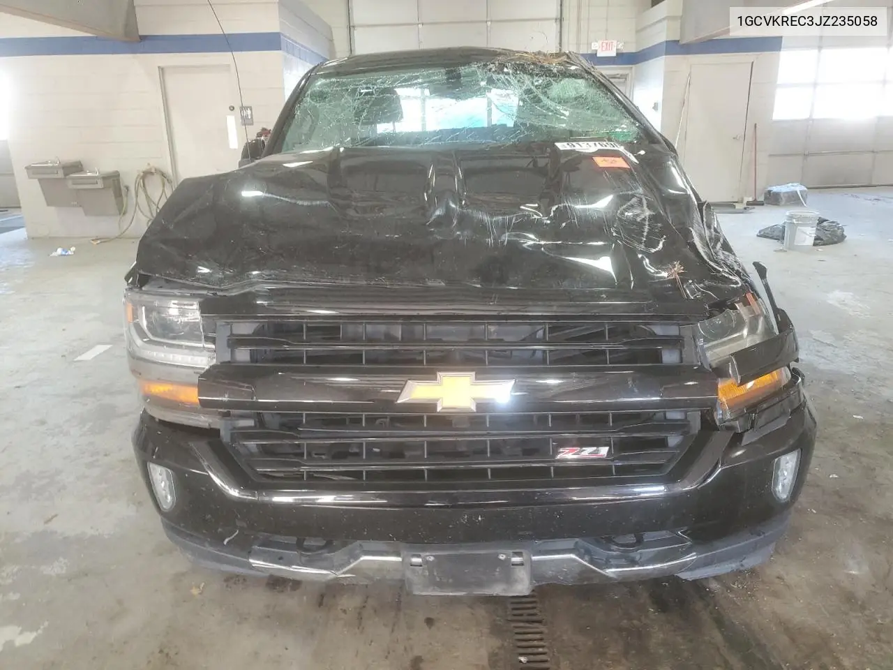 1GCVKREC3JZ235058 2018 Chevrolet Silverado K1500 Lt