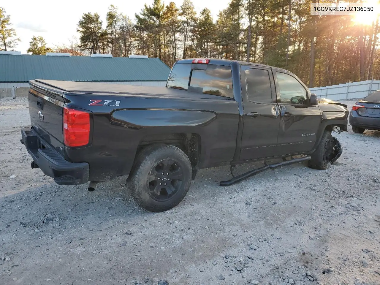 1GCVKREC7JZ136050 2018 Chevrolet Silverado K1500 Lt