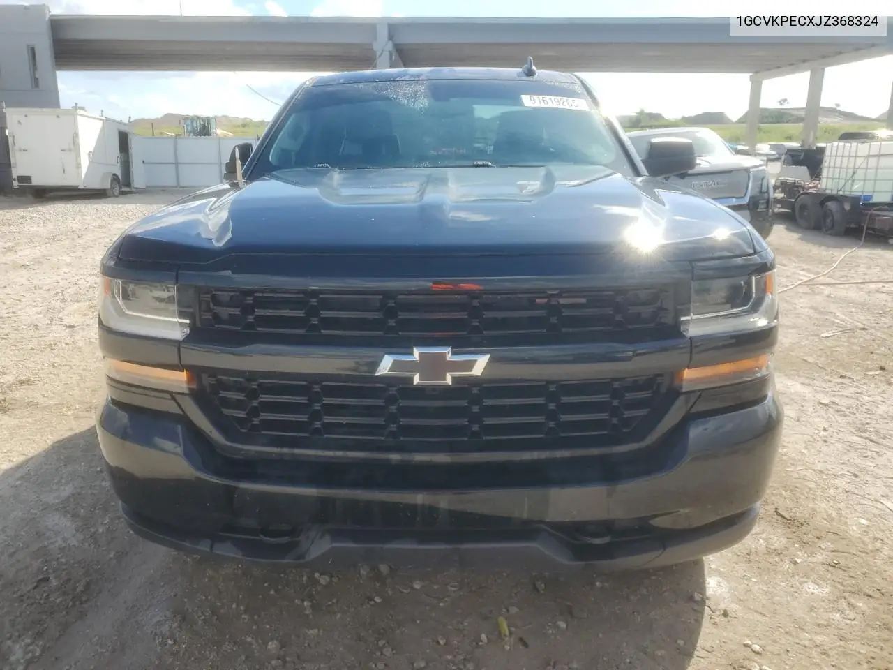 1GCVKPECXJZ368324 2018 Chevrolet Silverado K1500 Custom