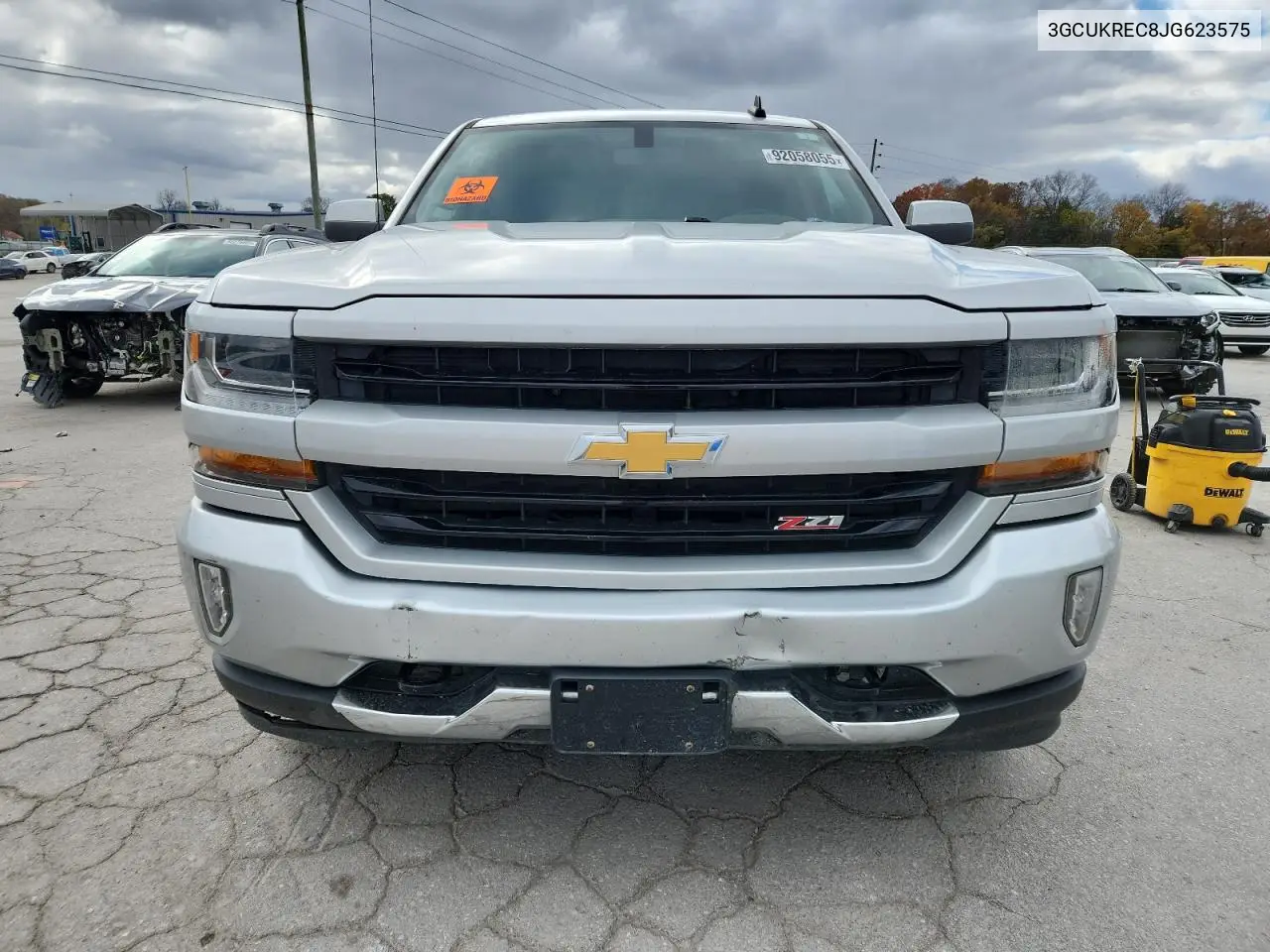 3GCUKREC8JG623575 2018 Chevrolet Silverado K1500 Lt