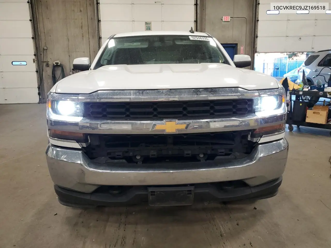 1GCVKREC9JZ169518 2018 Chevrolet Silverado K1500 Lt