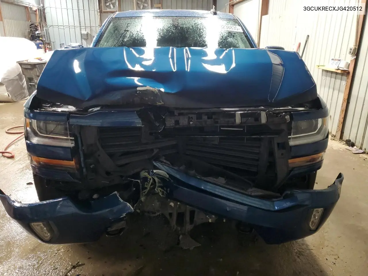 3GCUKRECXJG420512 2018 Chevrolet Silverado K1500 Lt