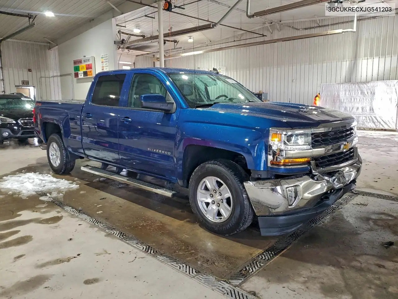 3GCUKRECXJG541203 2018 Chevrolet Silverado K1500 Lt